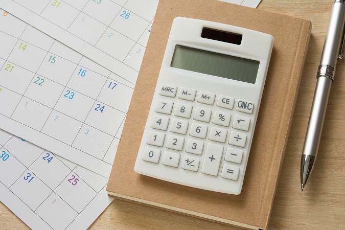 電卓・ノート・ペン